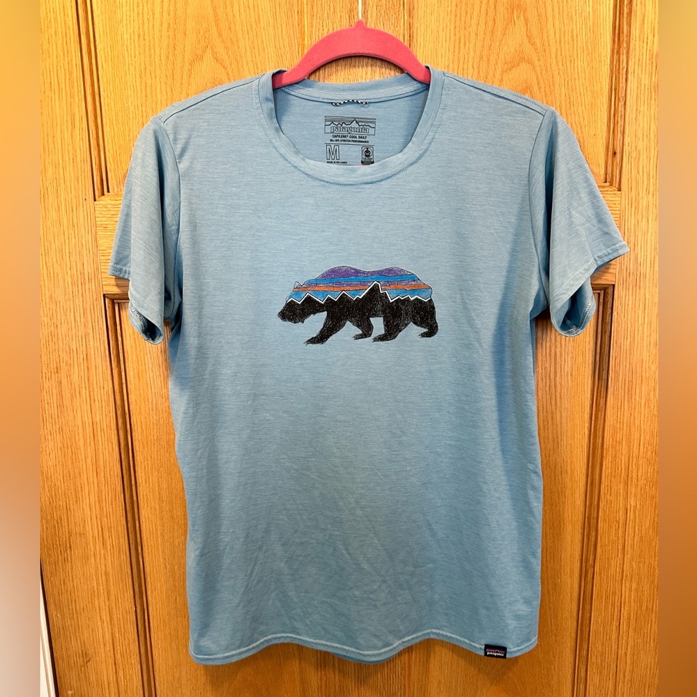 Patagonia women’s capilene cool t shirt with bear design medium